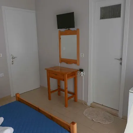 Christina Guest house *