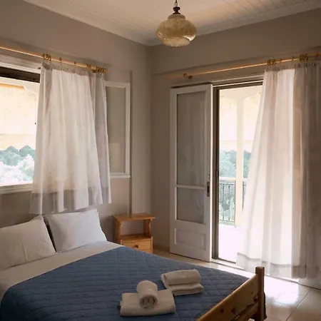 Christina Guest house Nikiana